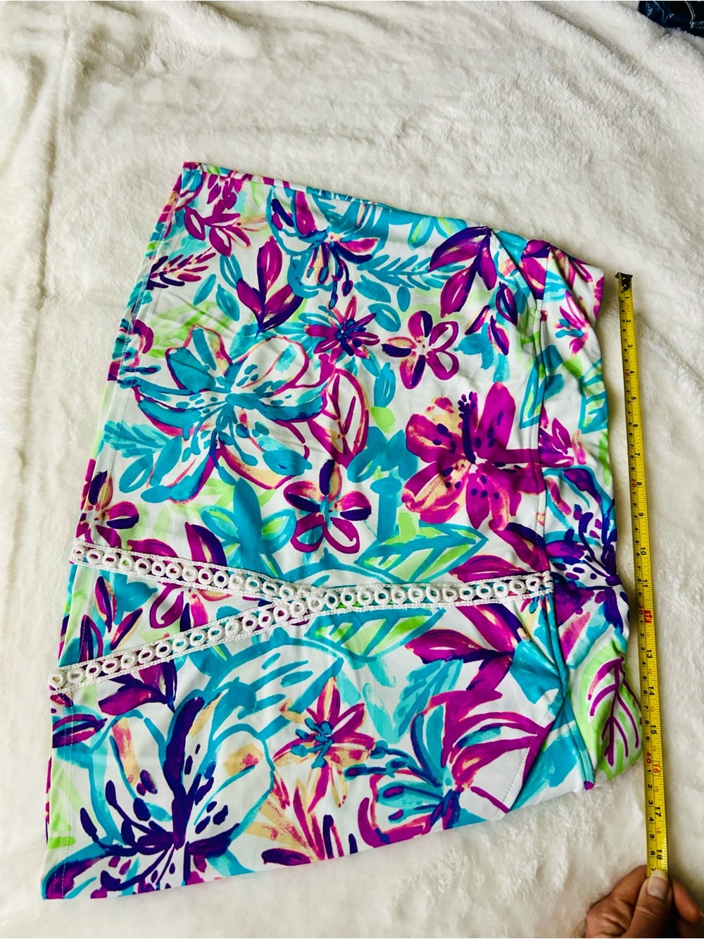Aryeh Floral Sport Skirt/Skort in vibrant floral pattern. - Picture 5 of 7